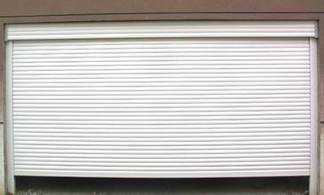 百萬莊社區(qū)安裝電動(dòng)卷簾門 京遠(yuǎn)電動(dòng)閘門的安全與便利